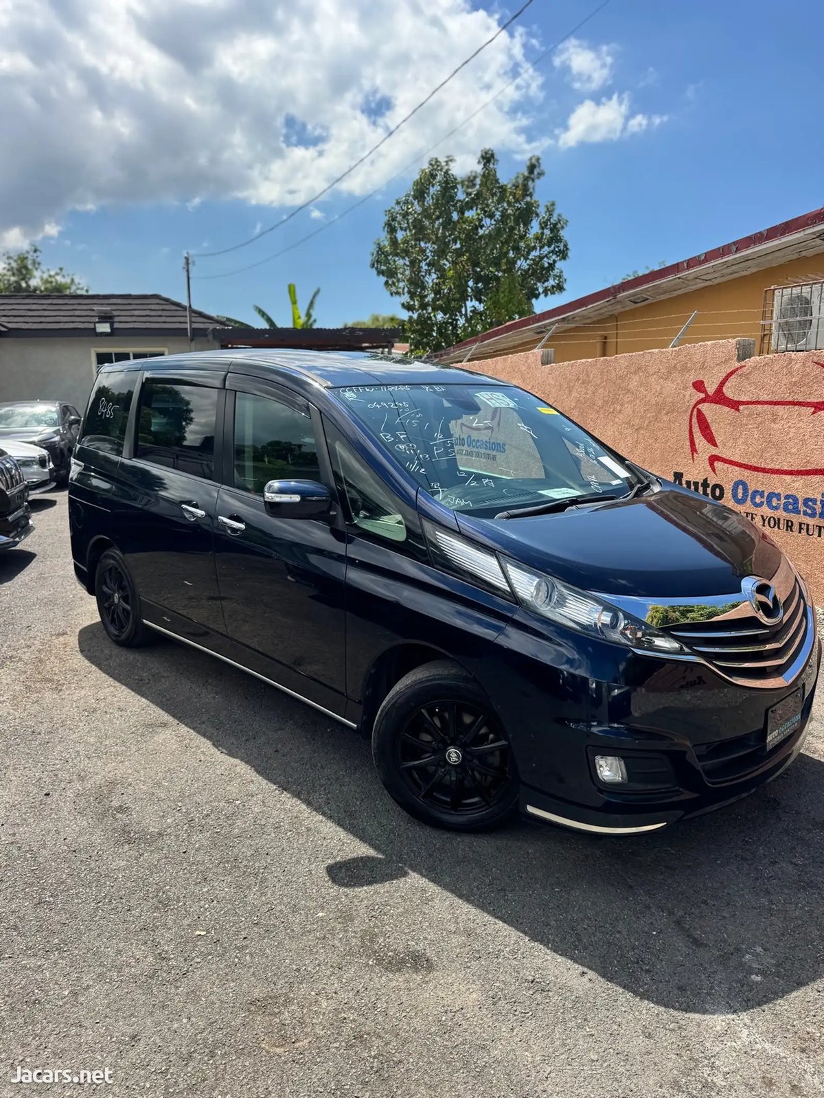 2017 MAZDA Biante
