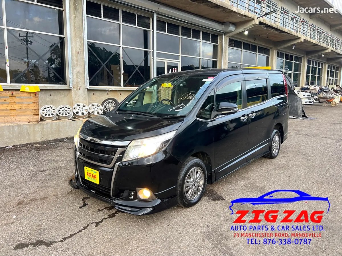 2015 TOYOTA Esquire