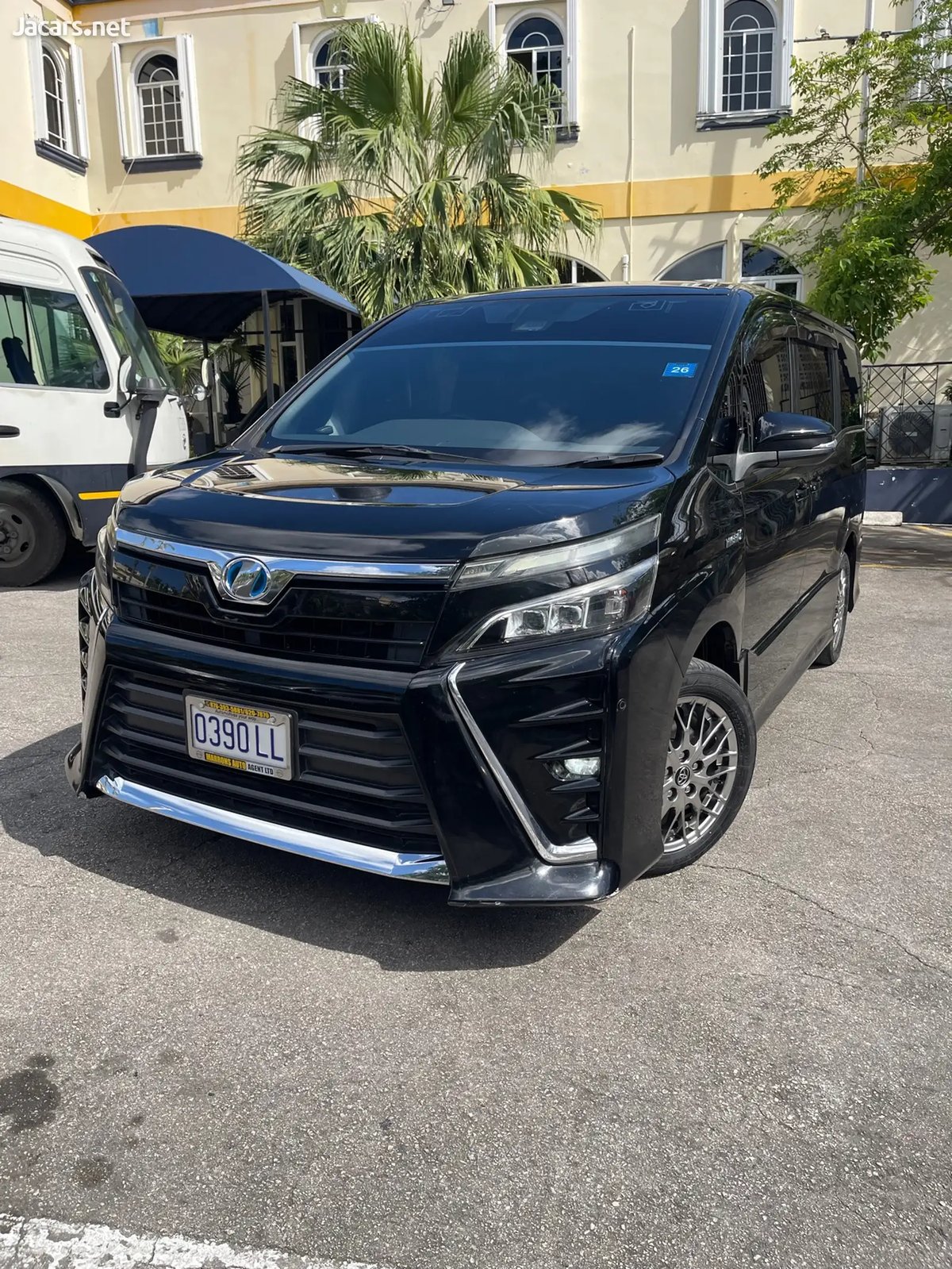 2017 TOYOTA Voxy