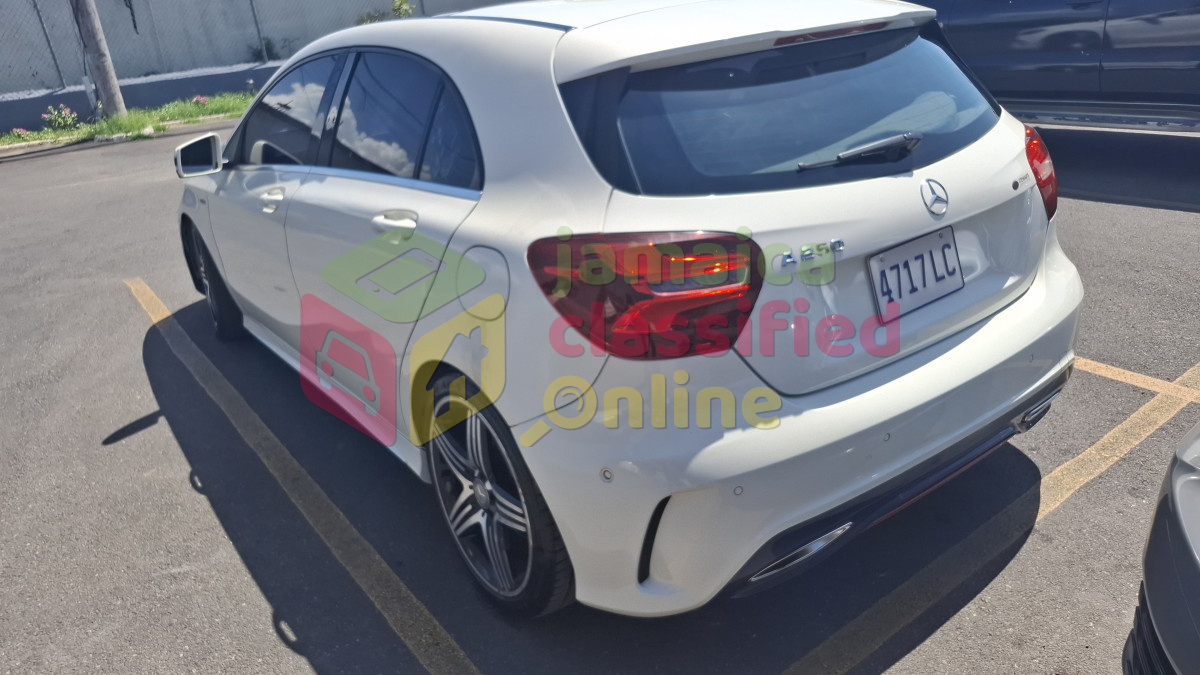 2016 Mercedes-Benz A250