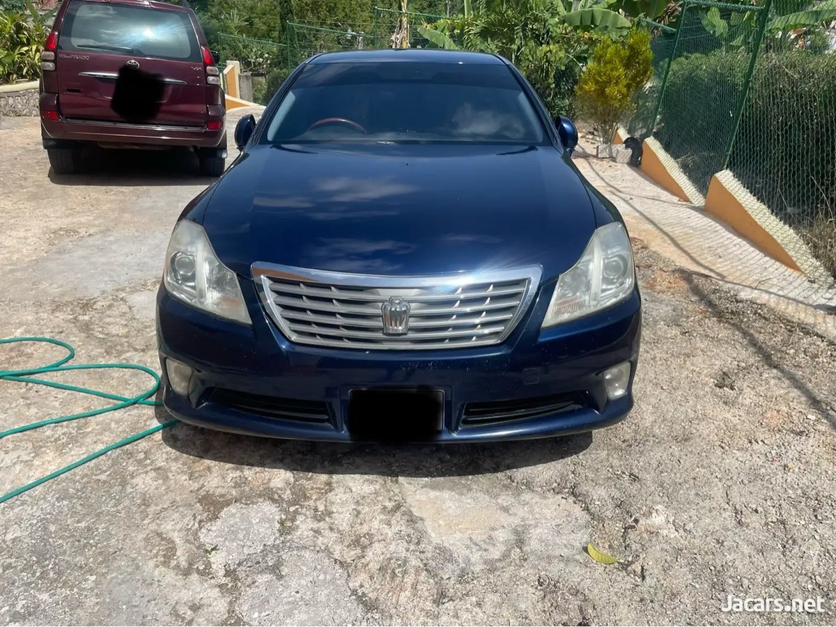 2012 TOYOTA Crown