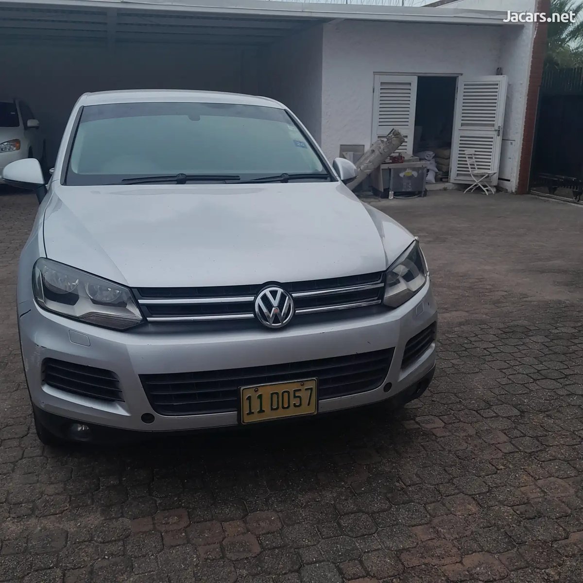 2014 VOLKSWAGEN Touareg