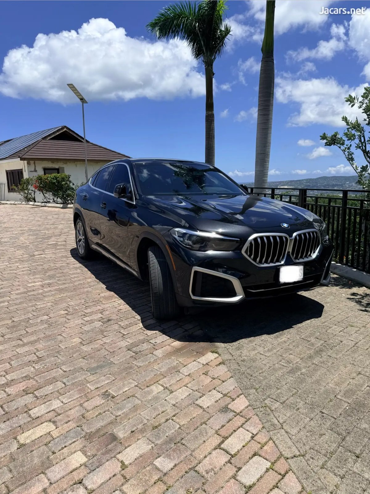 2022 BMW X6