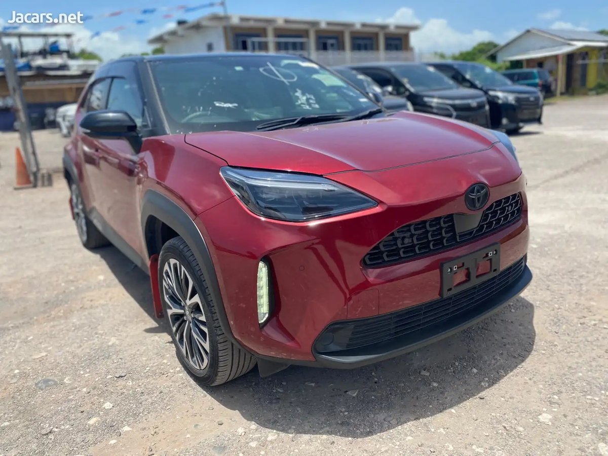 2022 TOYOTA Yaris