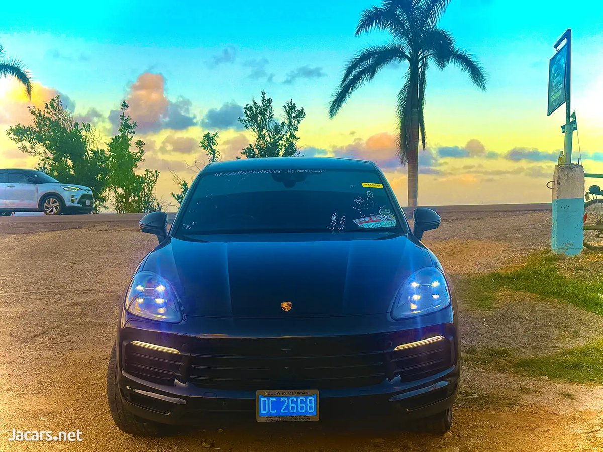 2020 PORSCHE Cayenne