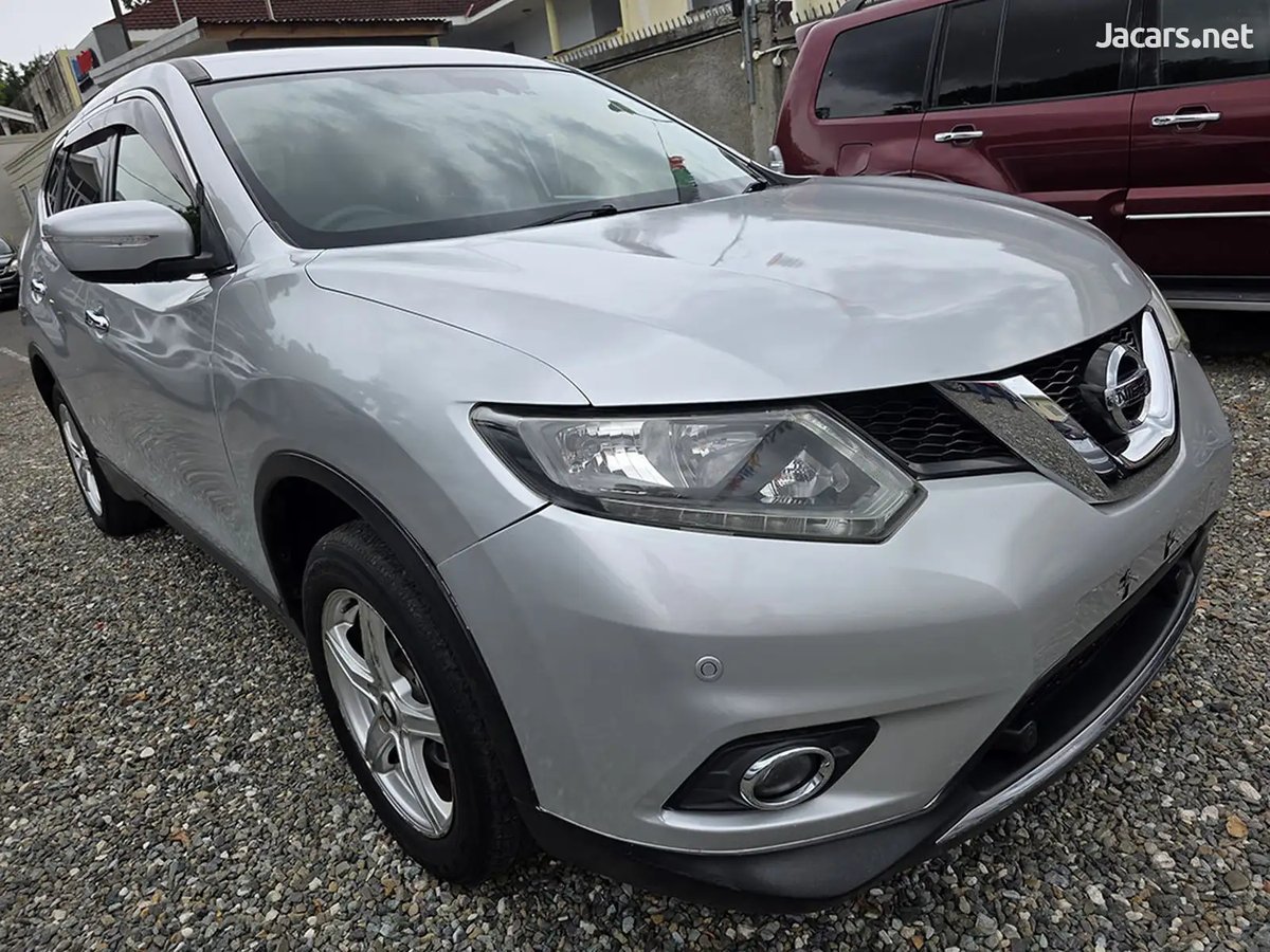 2017 NISSAN X-Trail