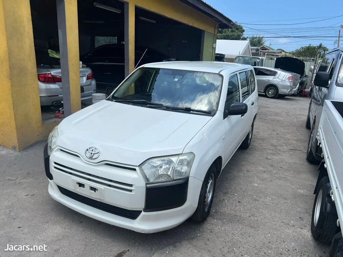 2017 TOYOTA Probox