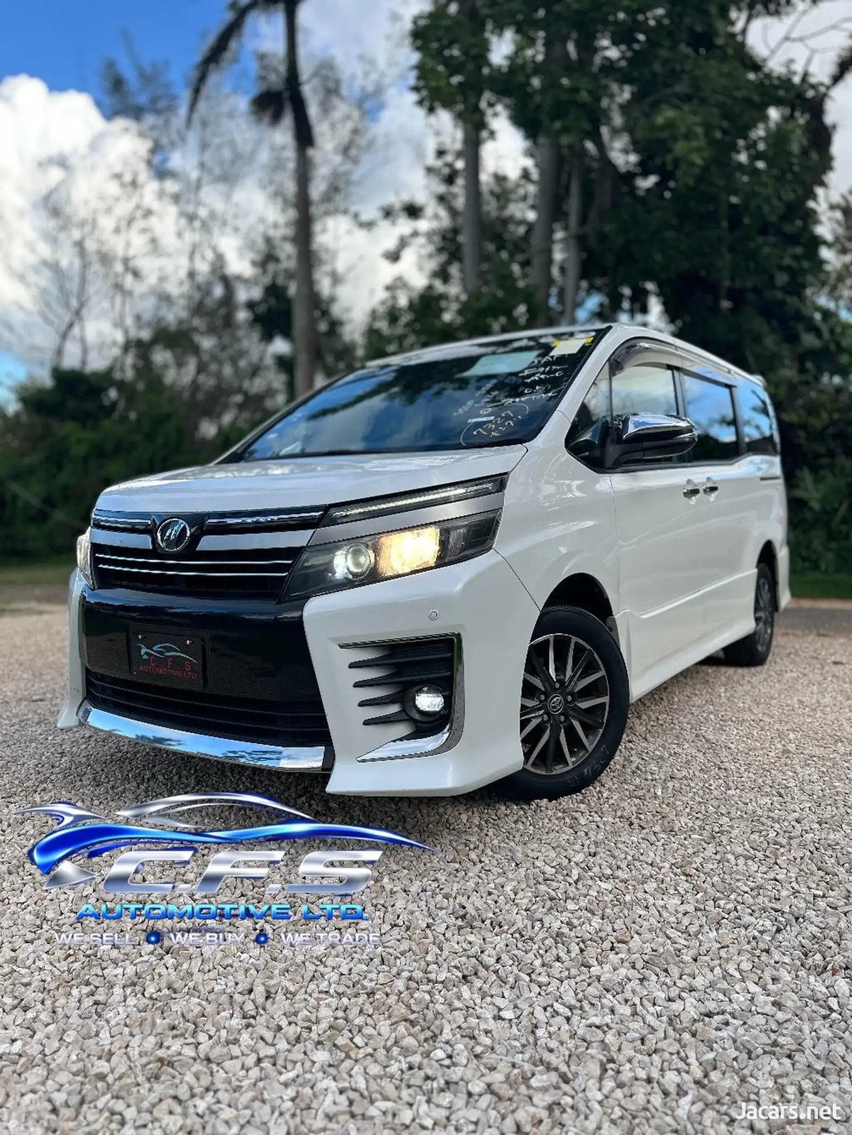 2016 TOYOTA Voxy