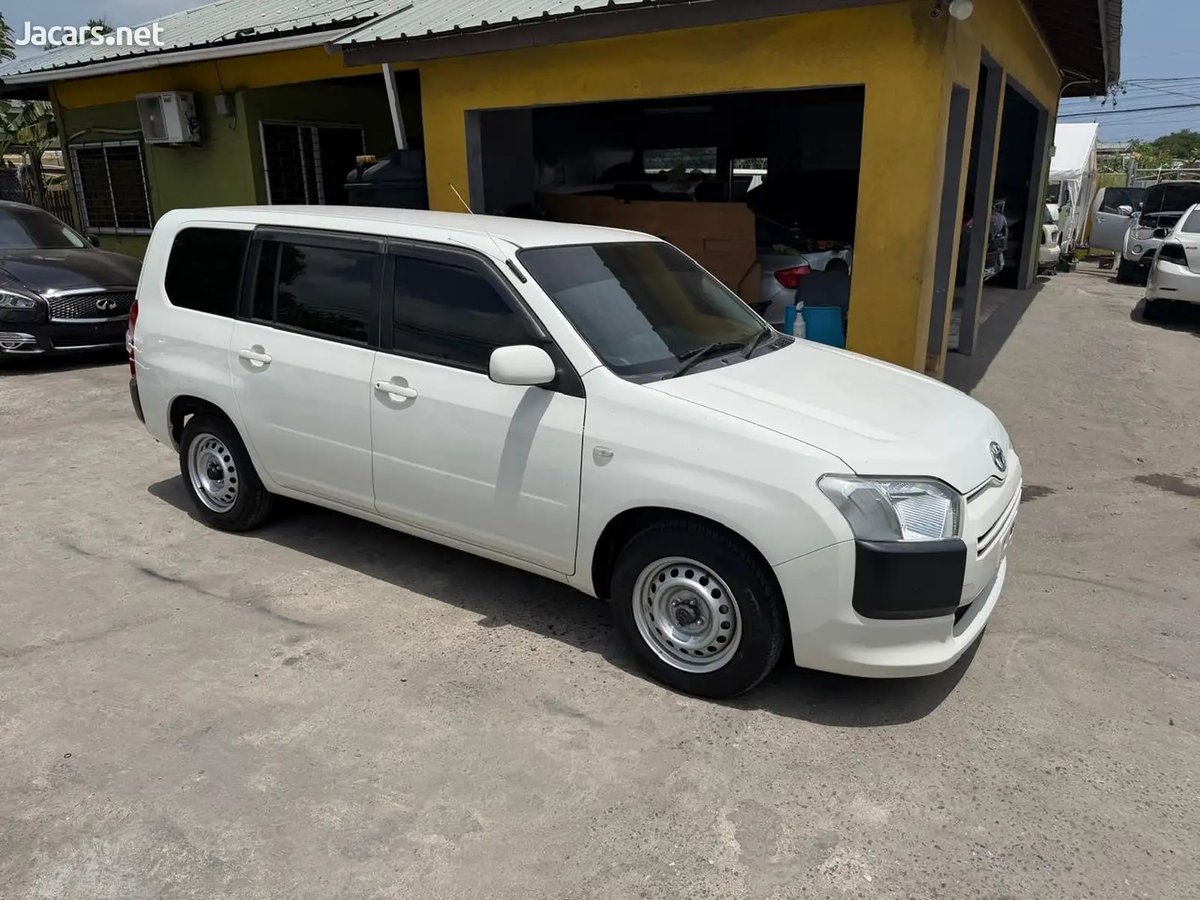 2017 TOYOTA Probox