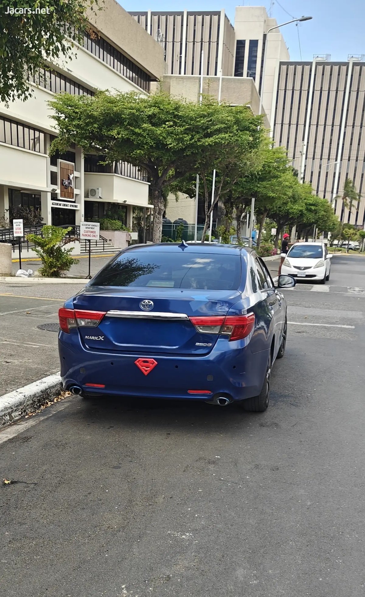 2016 TOYOTA Mark