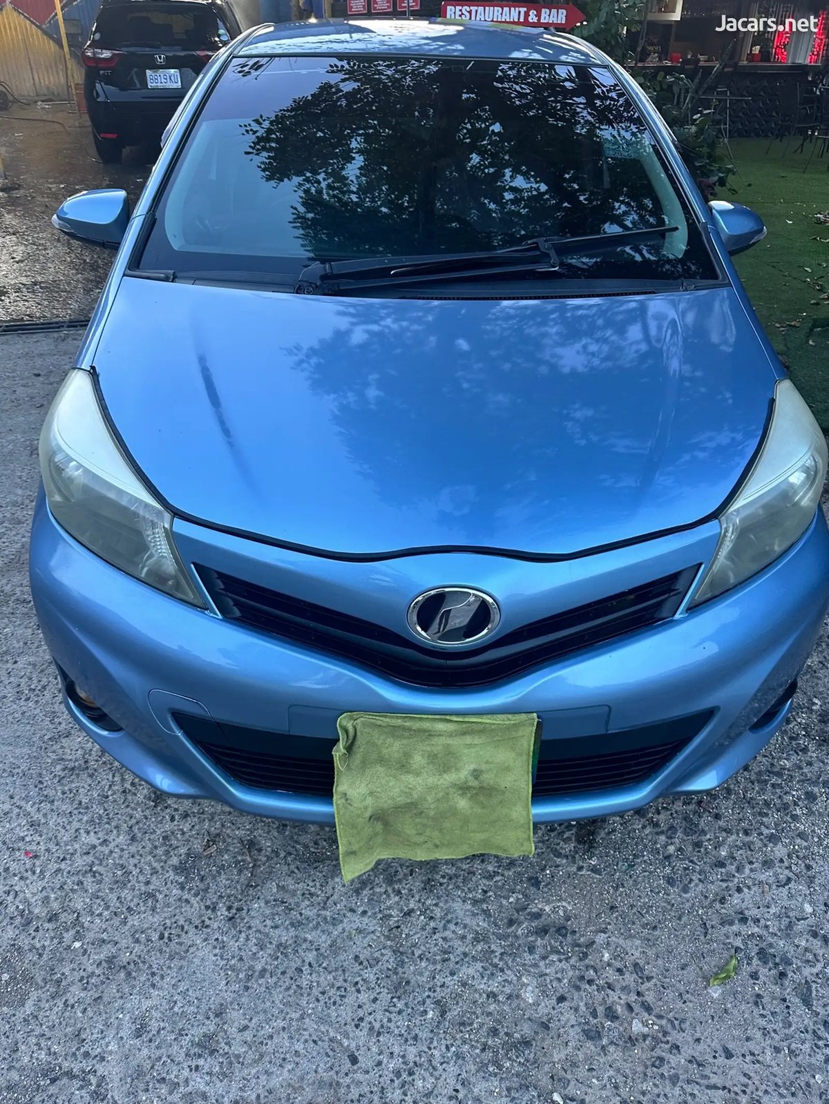 2013 TOYOTA Vitz