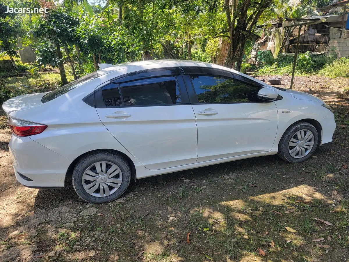 2018 HONDA Grace