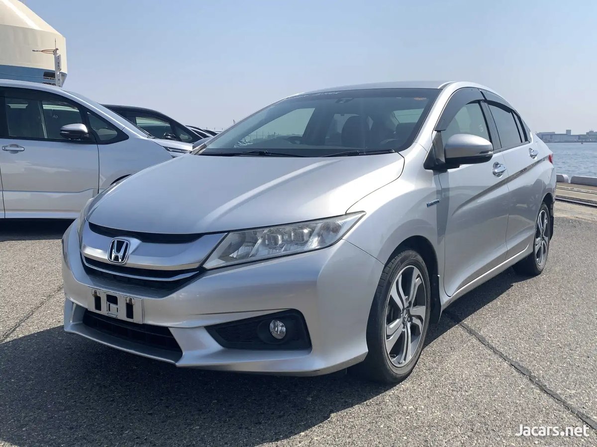 2015 HONDA Grace