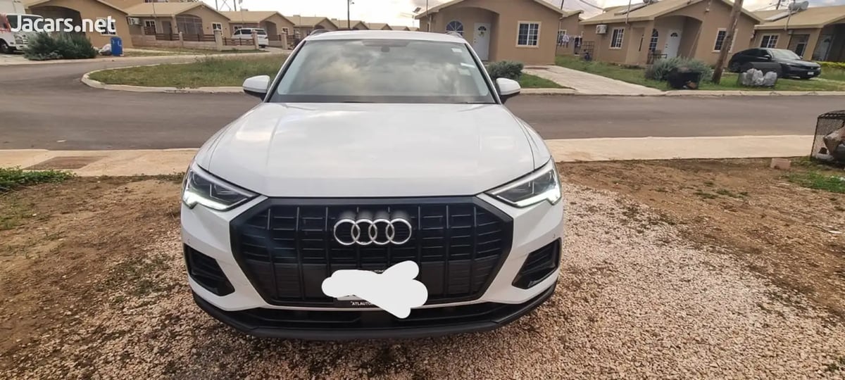 2024 AUDI Q3