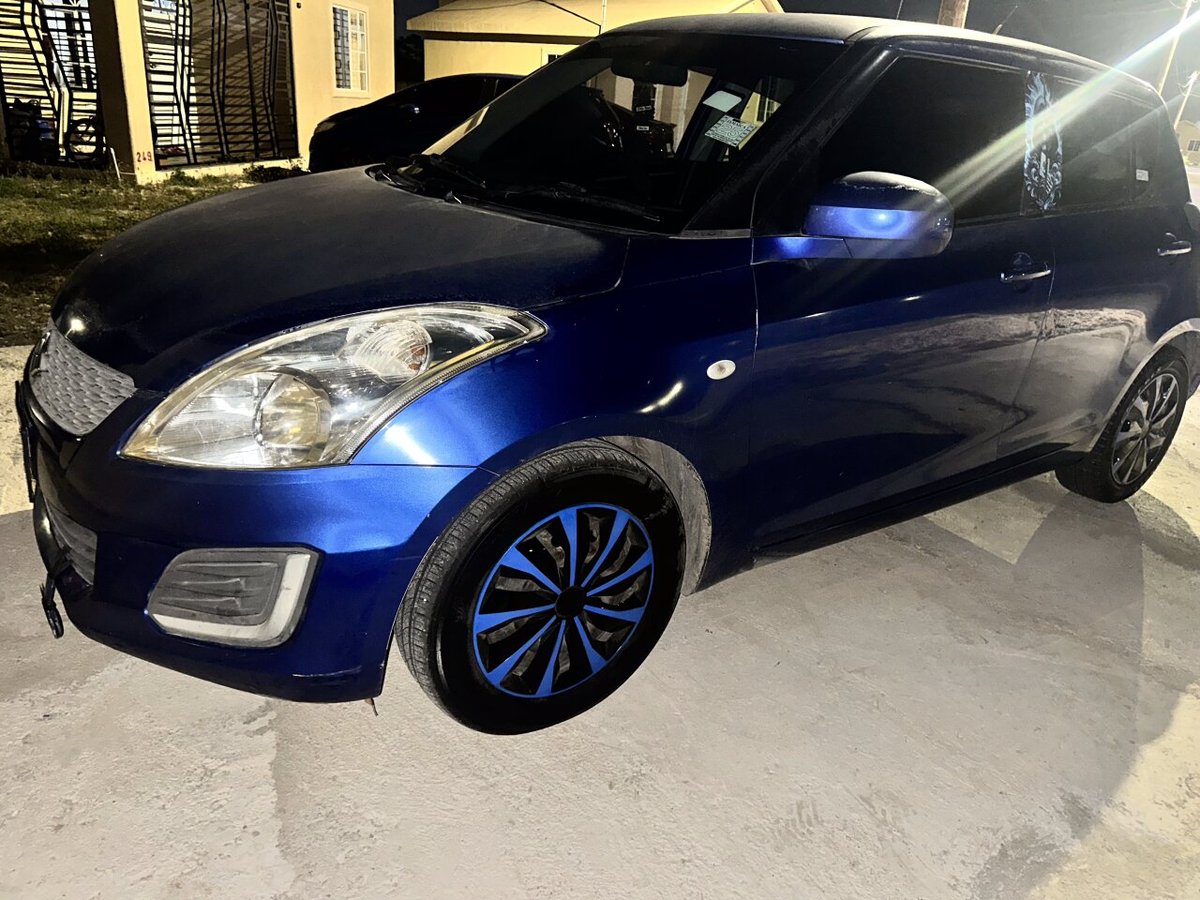 2015 SUZUKI swift
