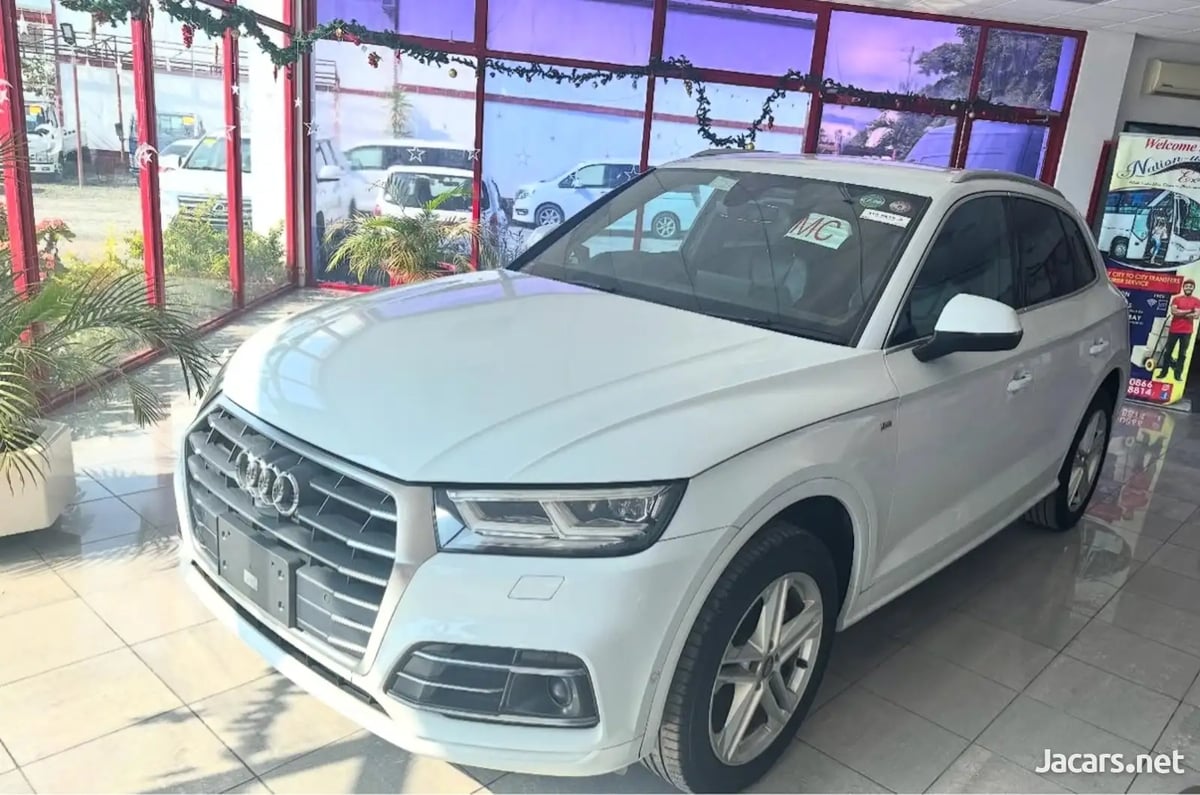 2018 AUDI Q5