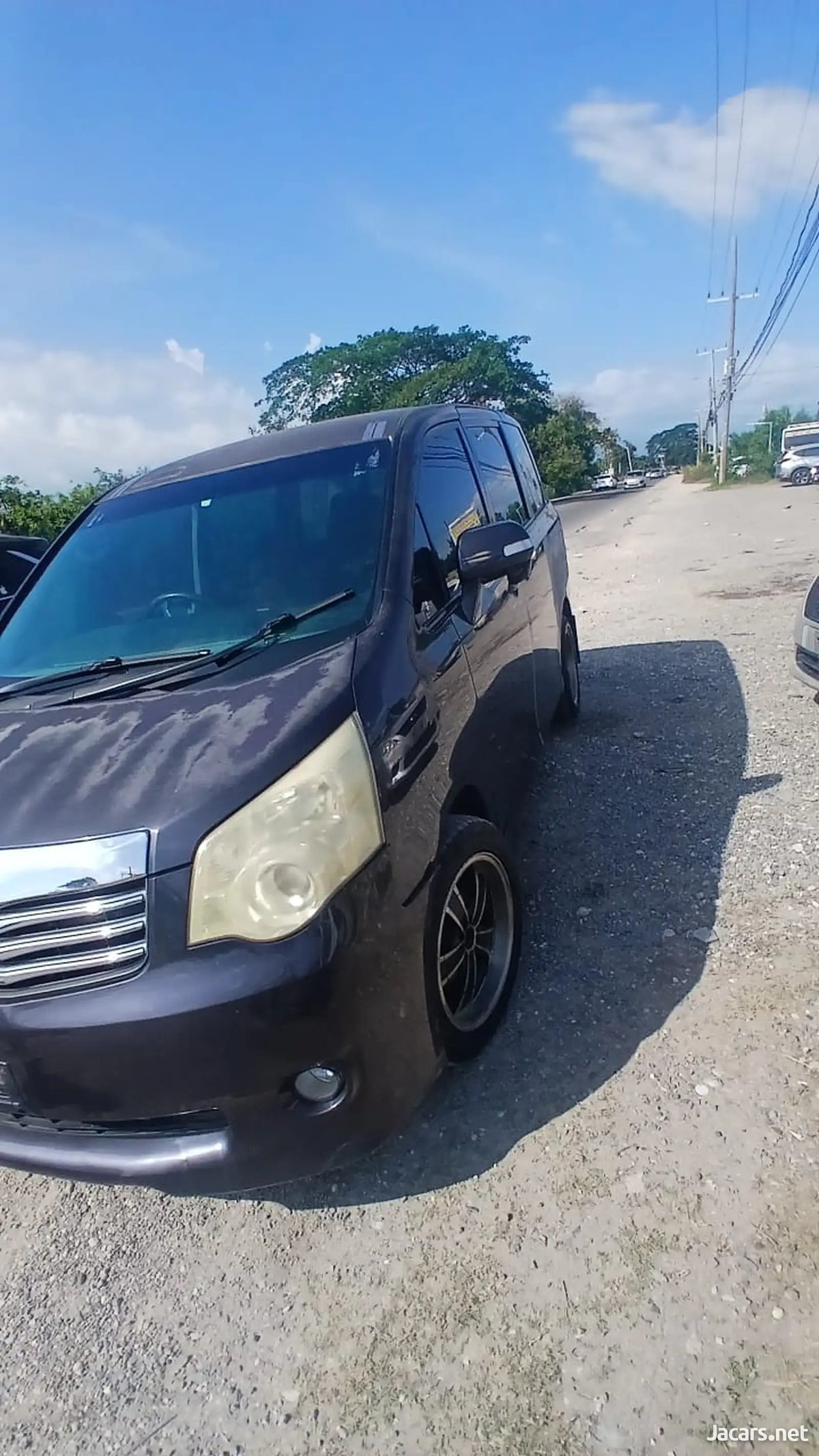 2012 TOYOTA Noah