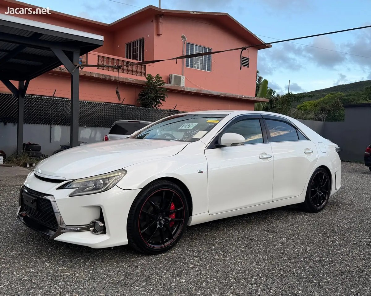 2015 TOYOTA Mark