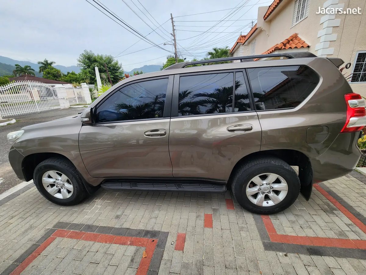 2018 TOYOTA Land
