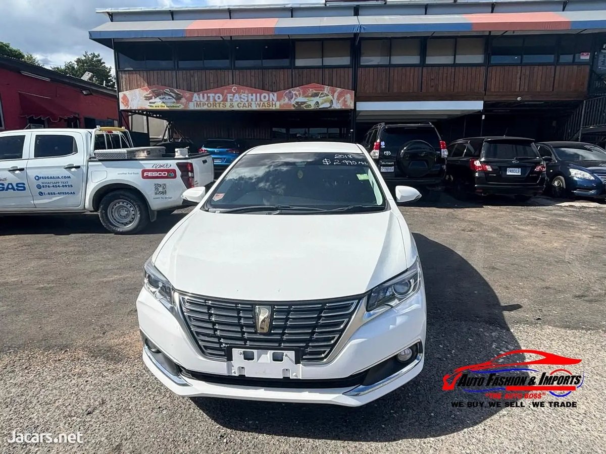 2018 TOYOTA Premio