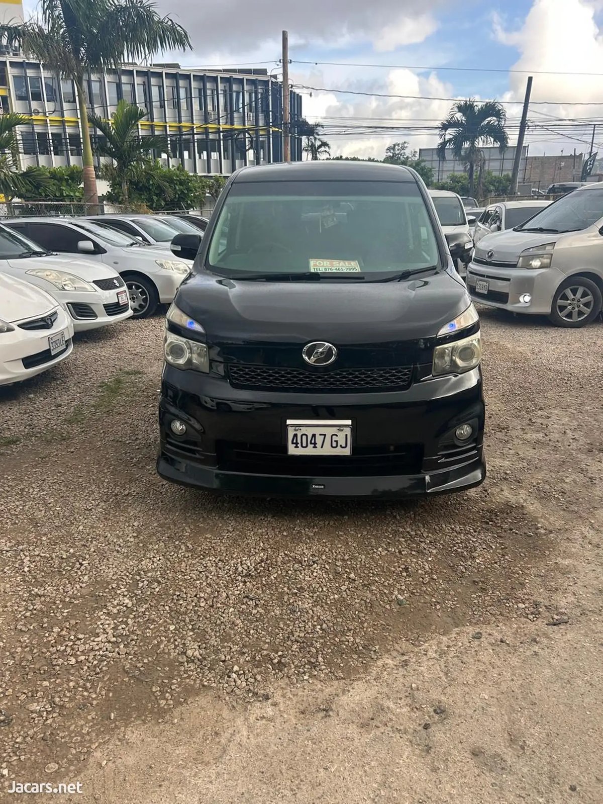 2013 TOYOTA Voxy