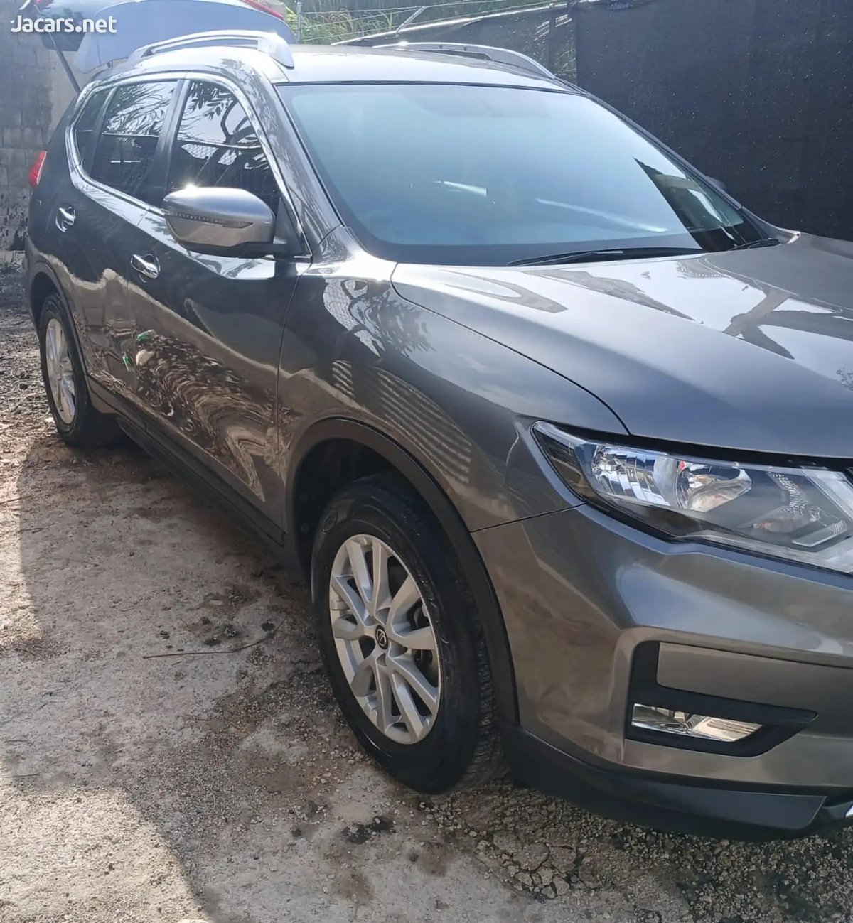 2023 NISSAN X-Trail