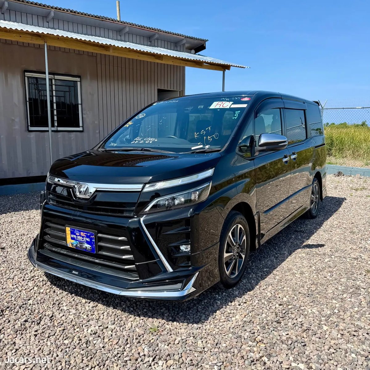 2019 TOYOTA Voxy