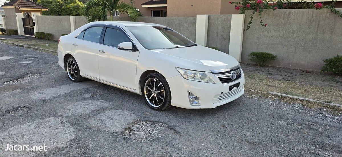 2013 TOYOTA Camry