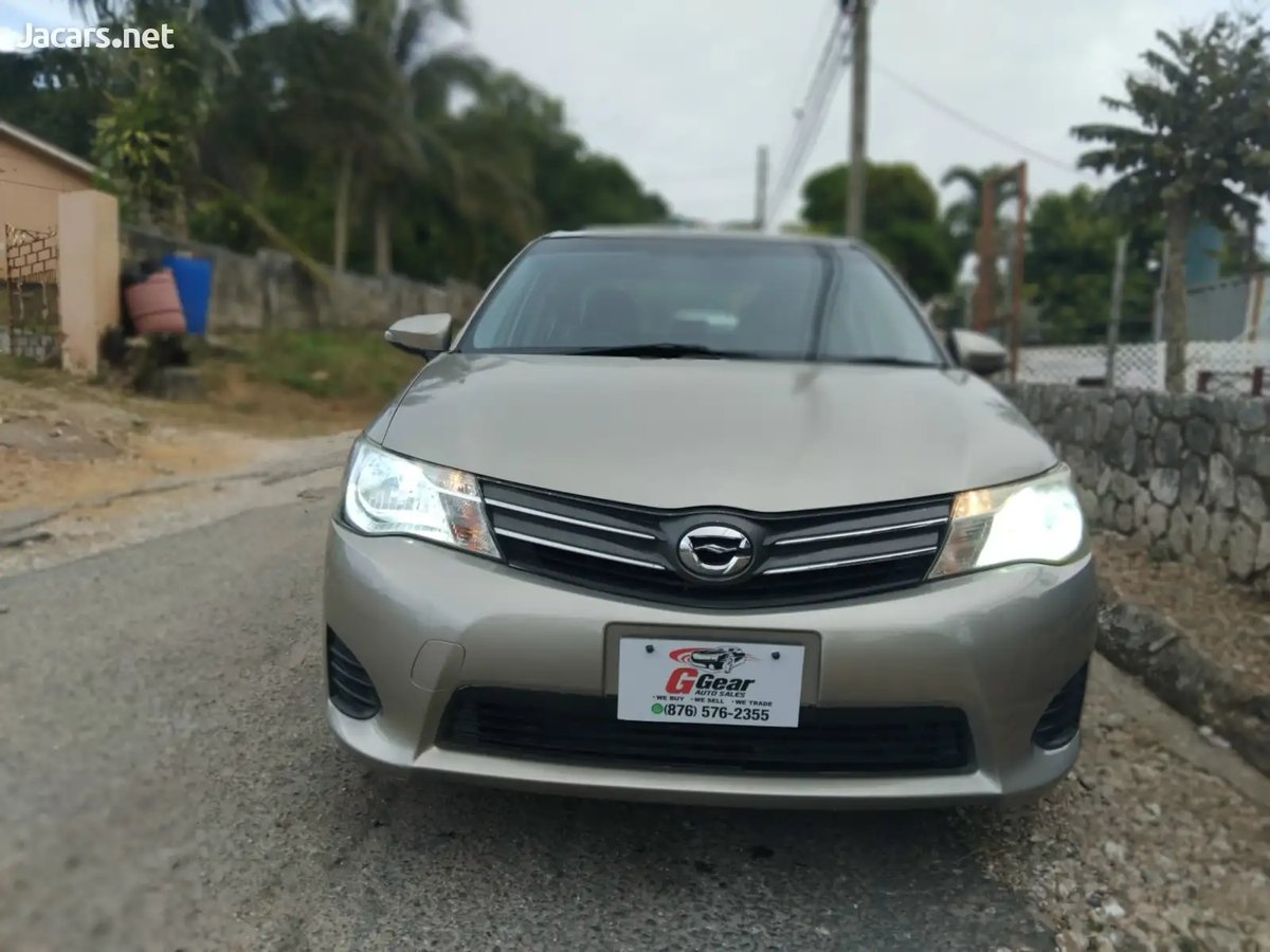 2014 TOYOTA Axio