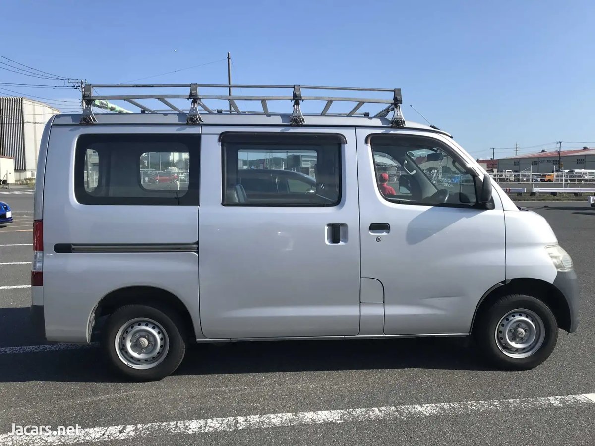 2016 TOYOTA Town