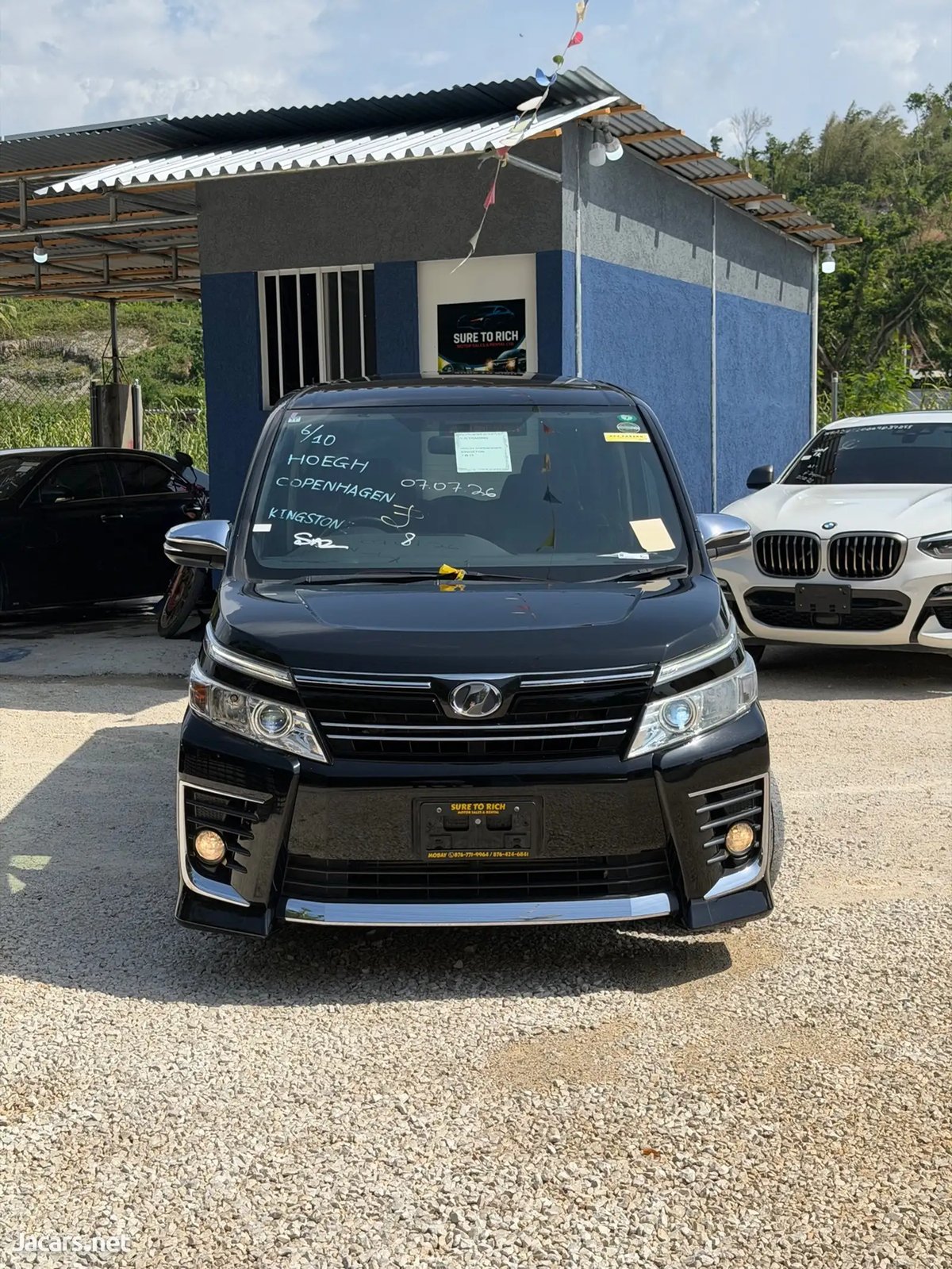 2015 TOYOTA Voxy