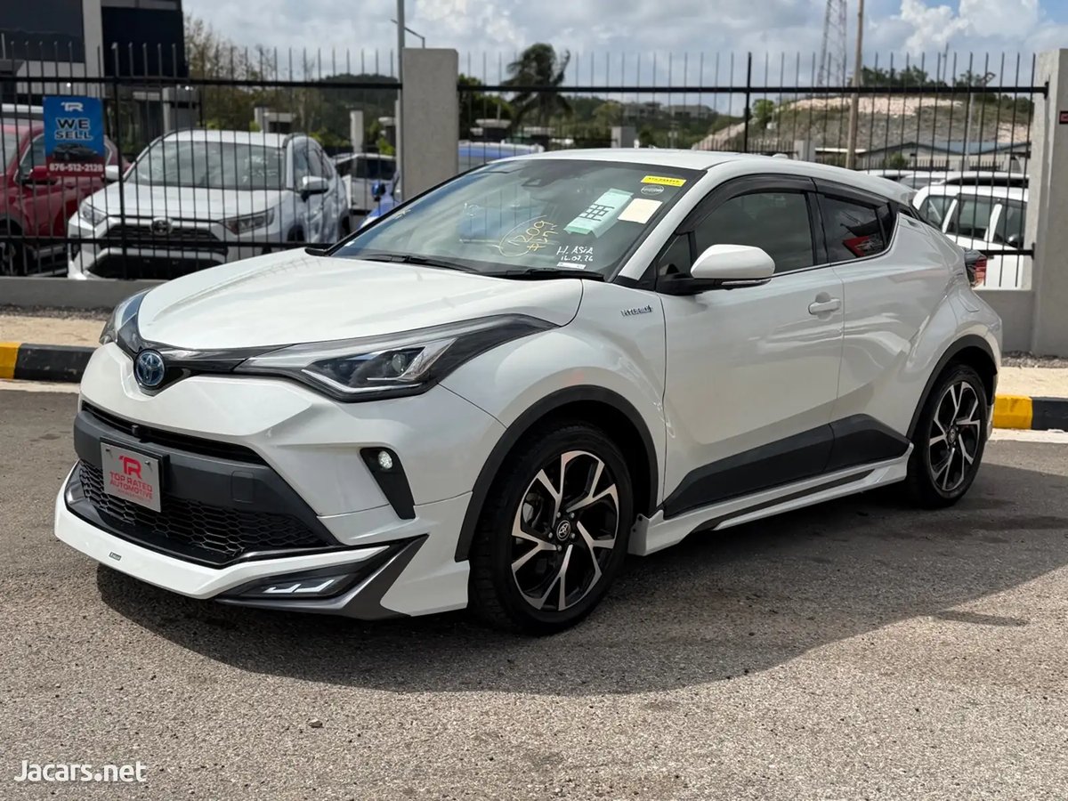 2020 TOYOTA C-HR