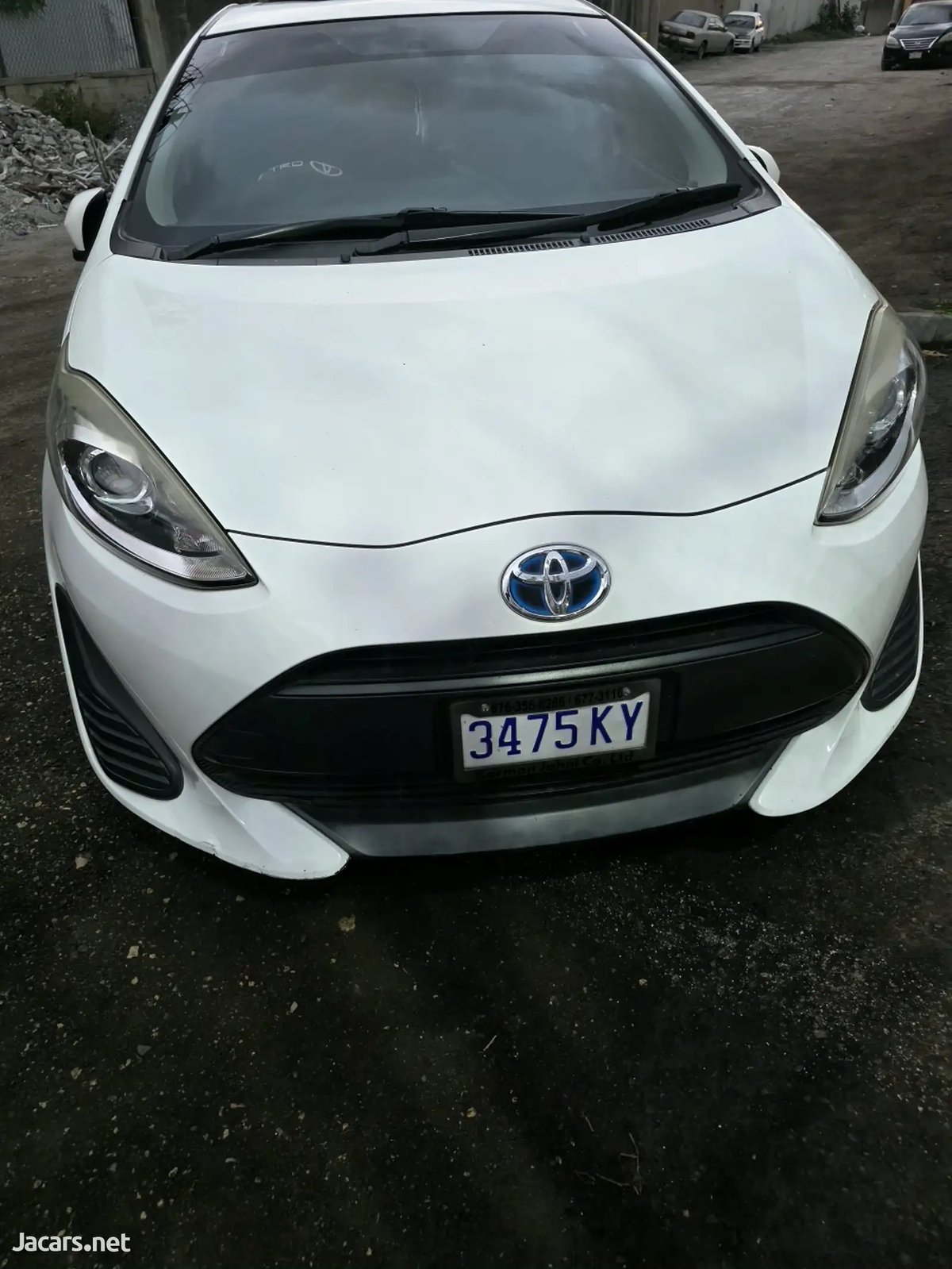 2018 TOYOTA Aqua