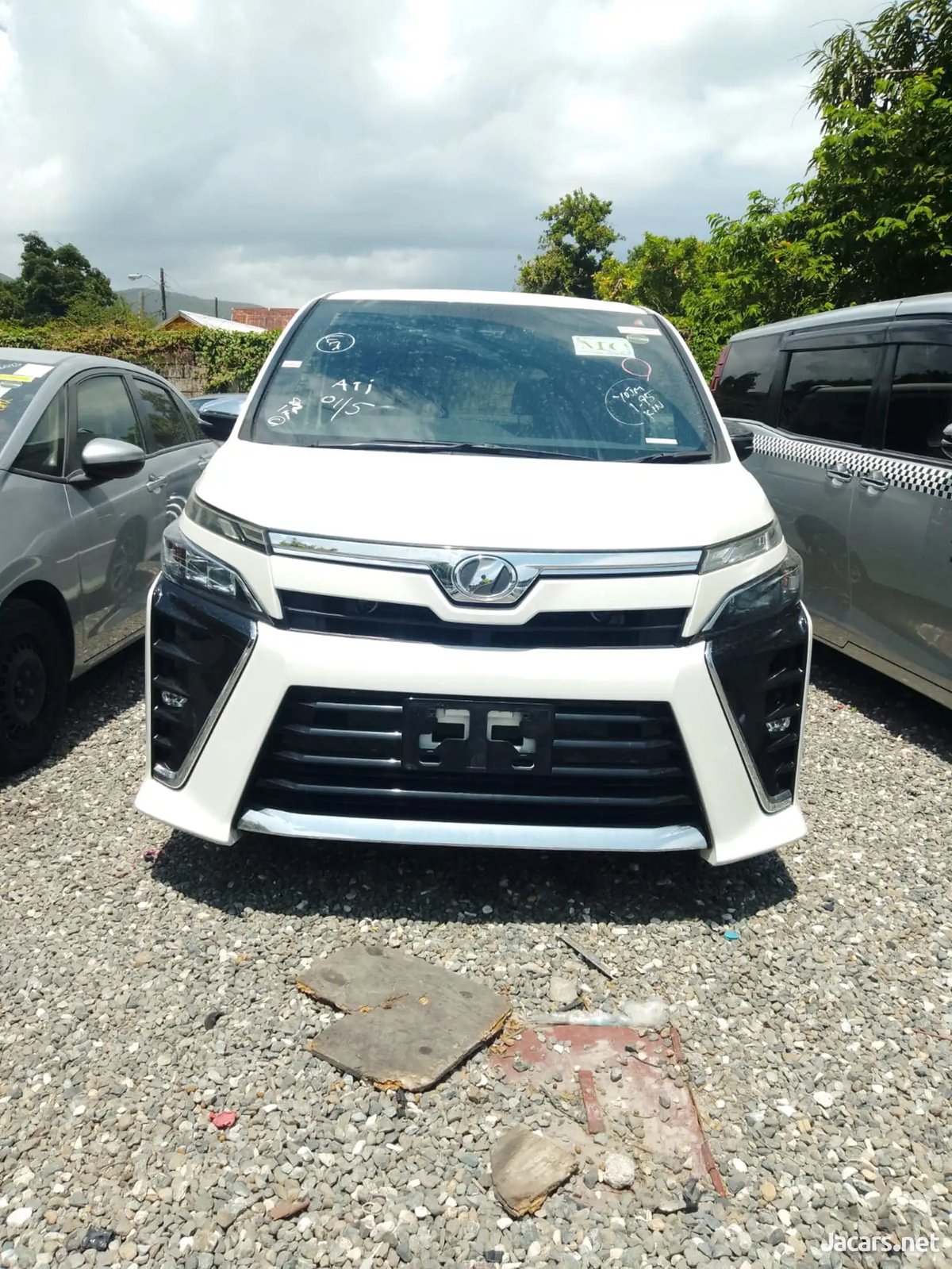 2018 TOYOTA Voxy