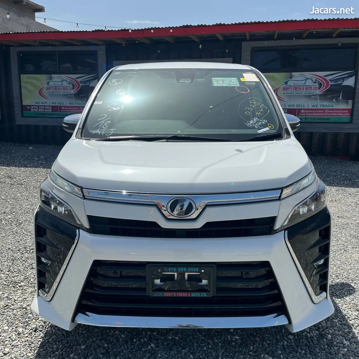 2019 TOYOTA Voxy