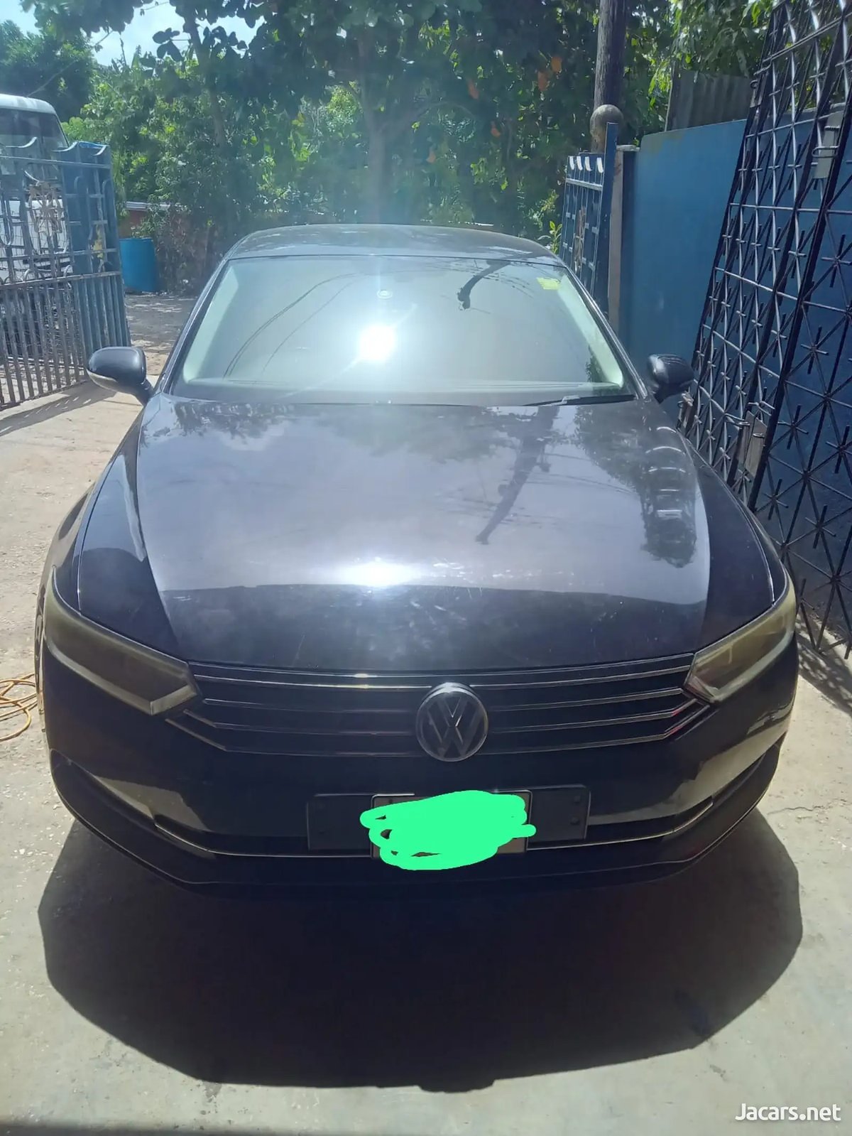 2016 VOLKSWAGEN Passat