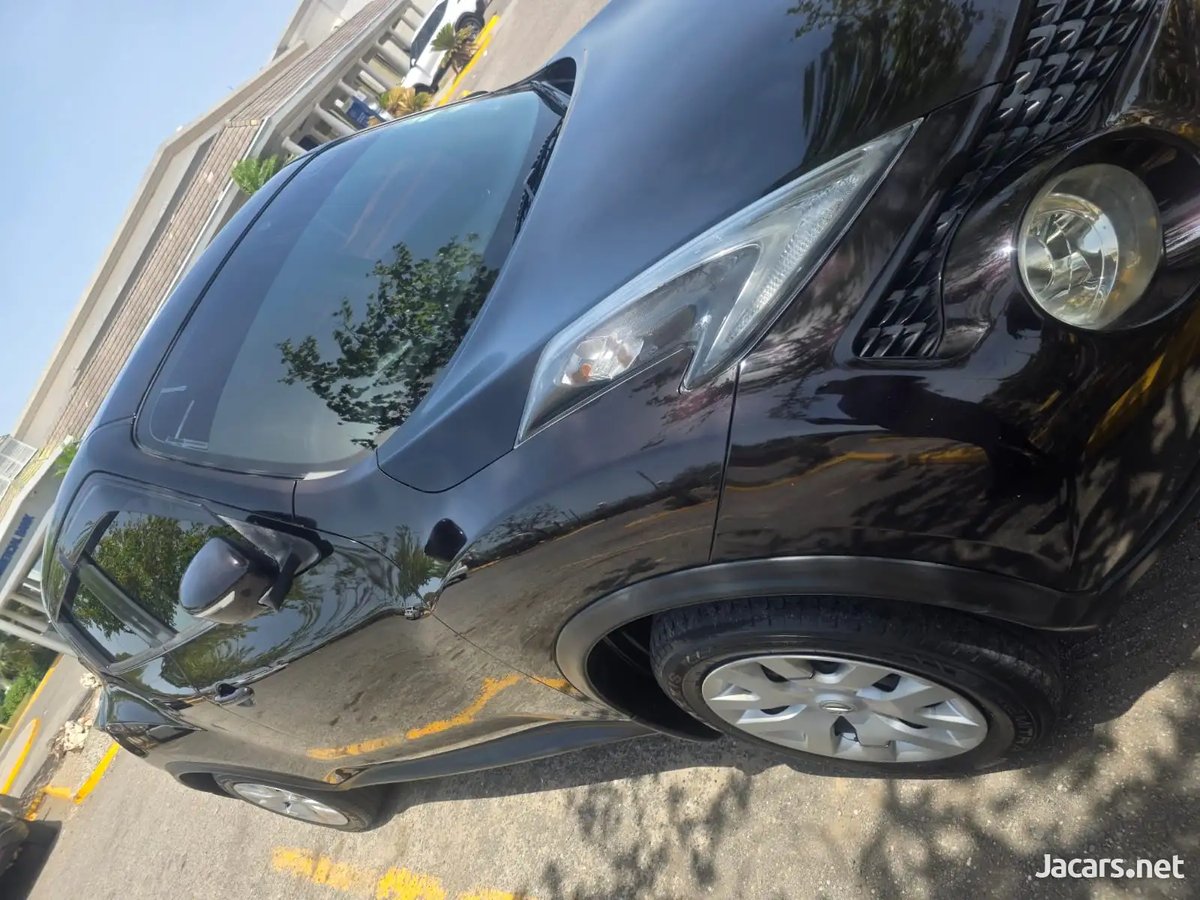 2015 NISSAN Juke