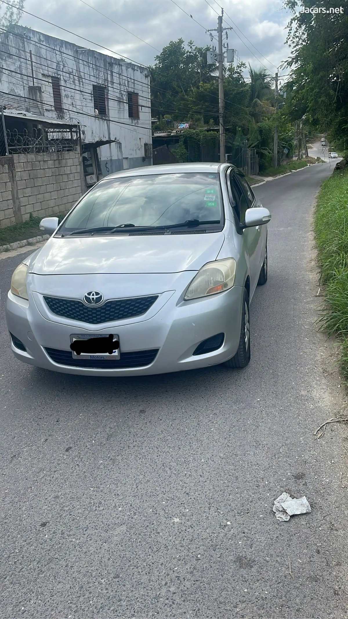 2010 TOYOTA Belta