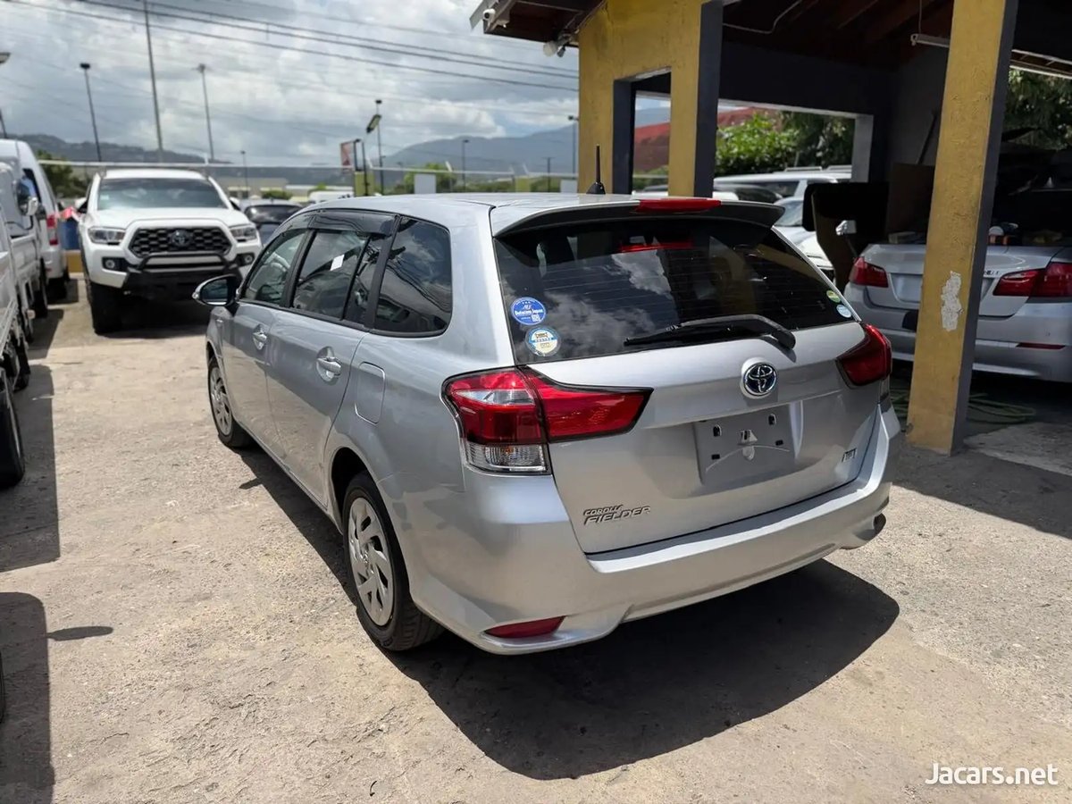 2020 TOYOTA Fielder