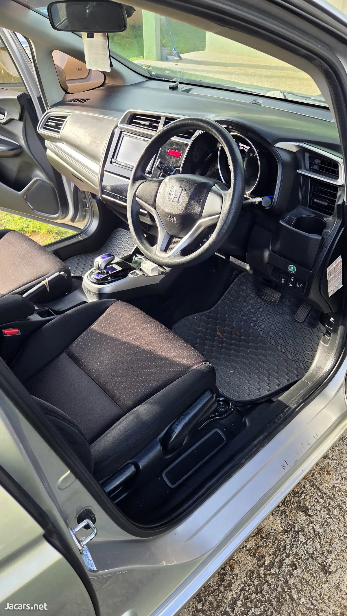 2017 HONDA Fit