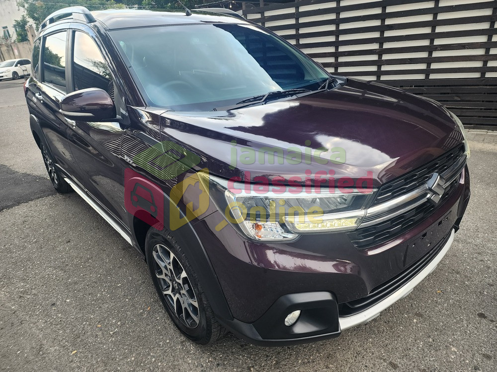 2021 SUZUKI XL7