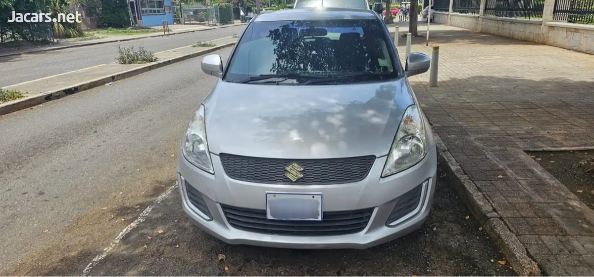 2015 SUZUKI Swift
