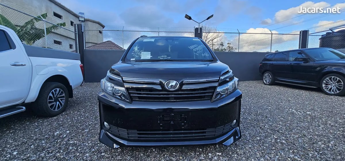 2016 TOYOTA Voxy