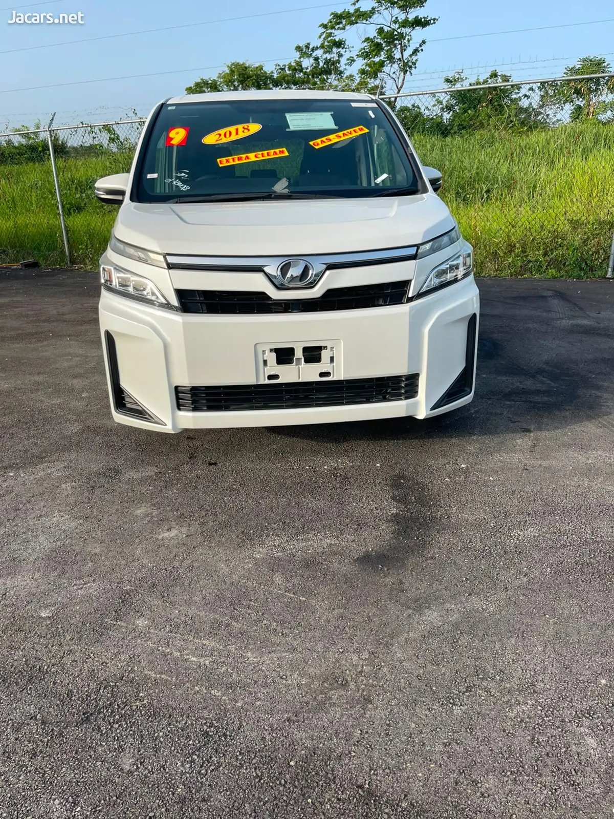2018 TOYOTA Voxy