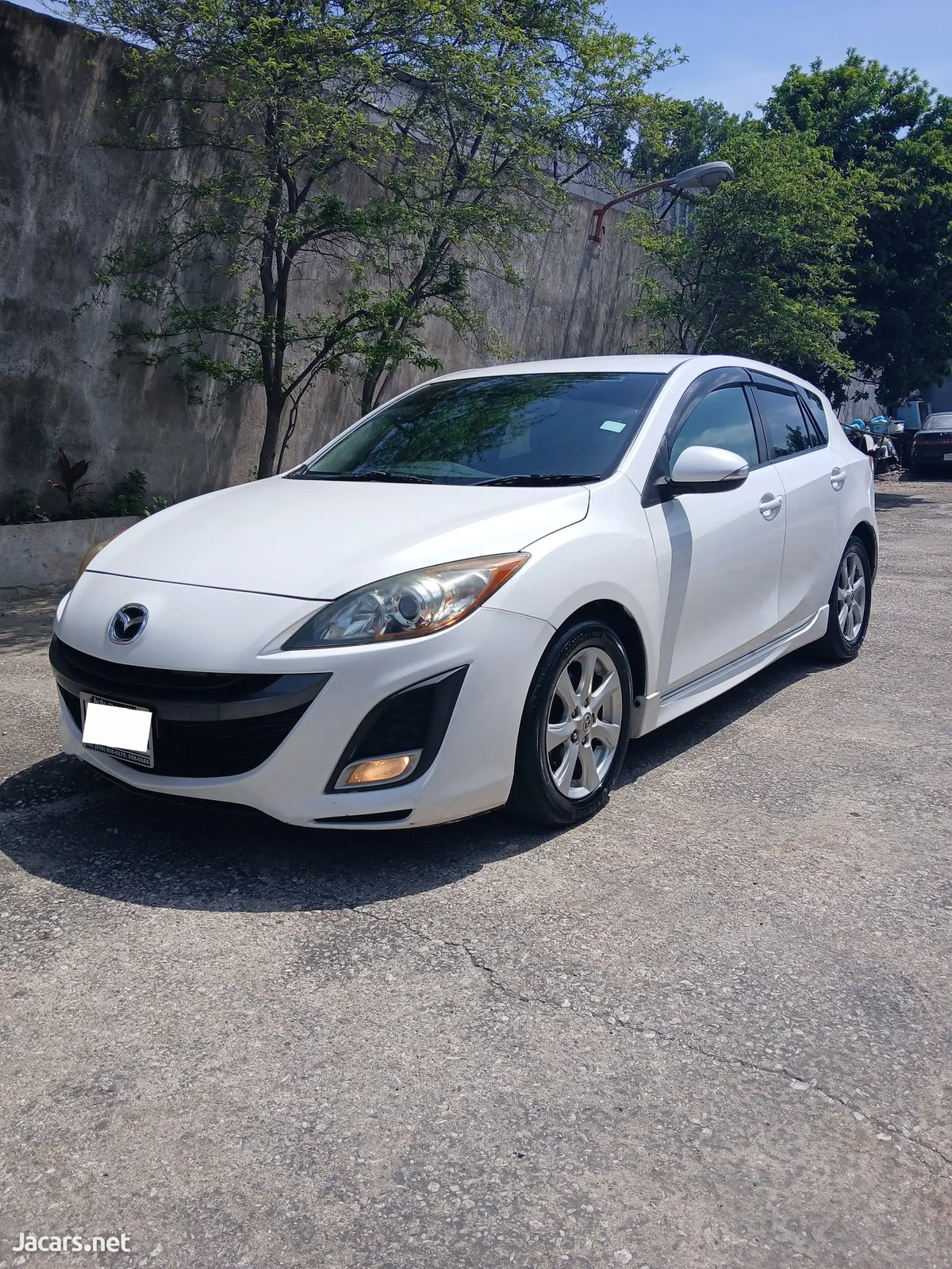 2011 MAZDA Axela