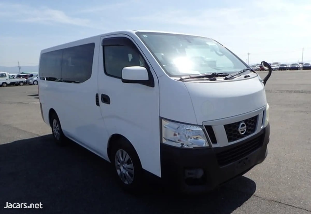 2016 NISSAN Caravan