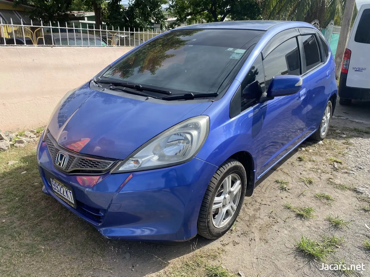 2012 HONDA Fit