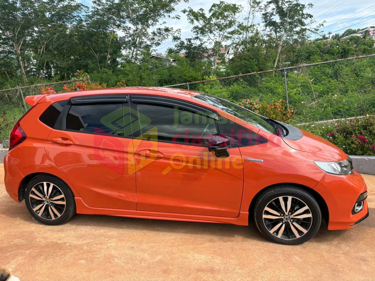 2018 HONDA Fit