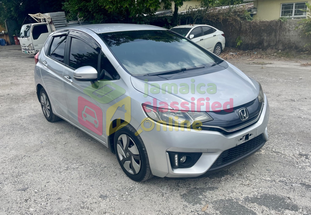 2015 HONDA FIT