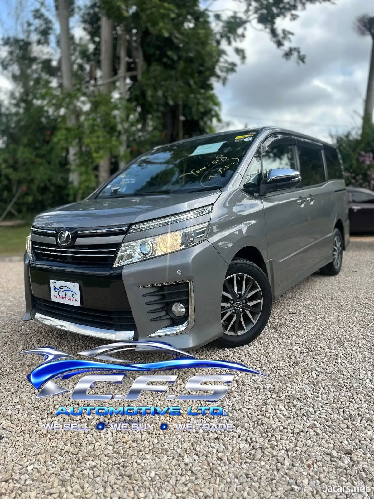 2015 TOYOTA Voxy